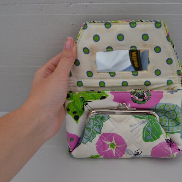 Vera Bradley White Pink Green Casey Sateen Wallet Clutch Limited Edition - Picture 3 of 6